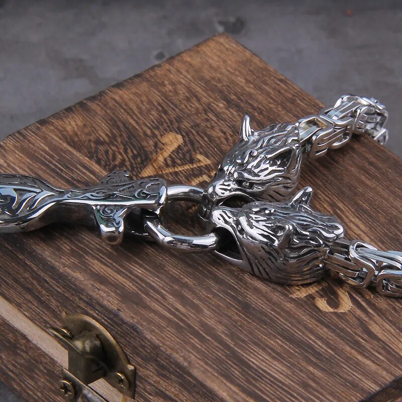 Viking Wolf Or Dragon Necklace – Spear Pendant with Stainless King Chain