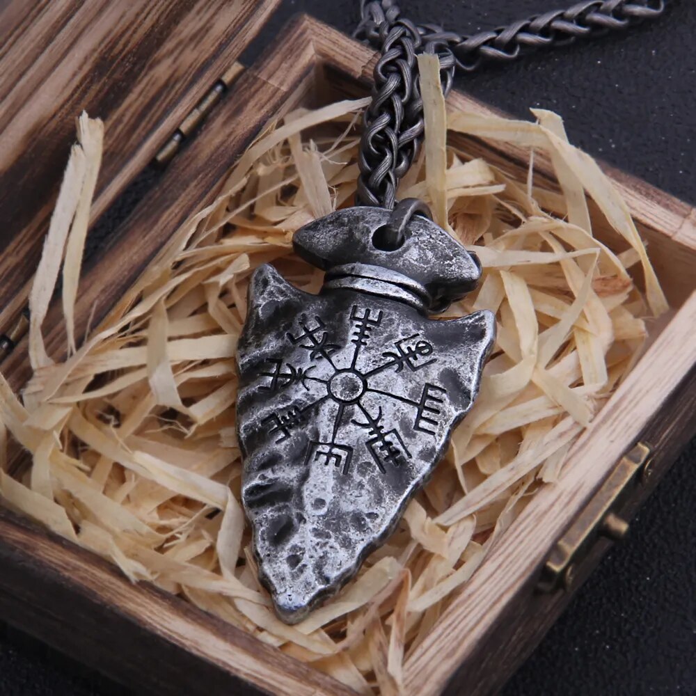 Vegvisir Viking Spear Necklace – Norse Compass Pendant with Chain