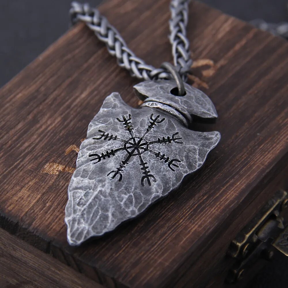 Vegvisir Viking Spear Necklace – Norse Compass Pendant with Chain