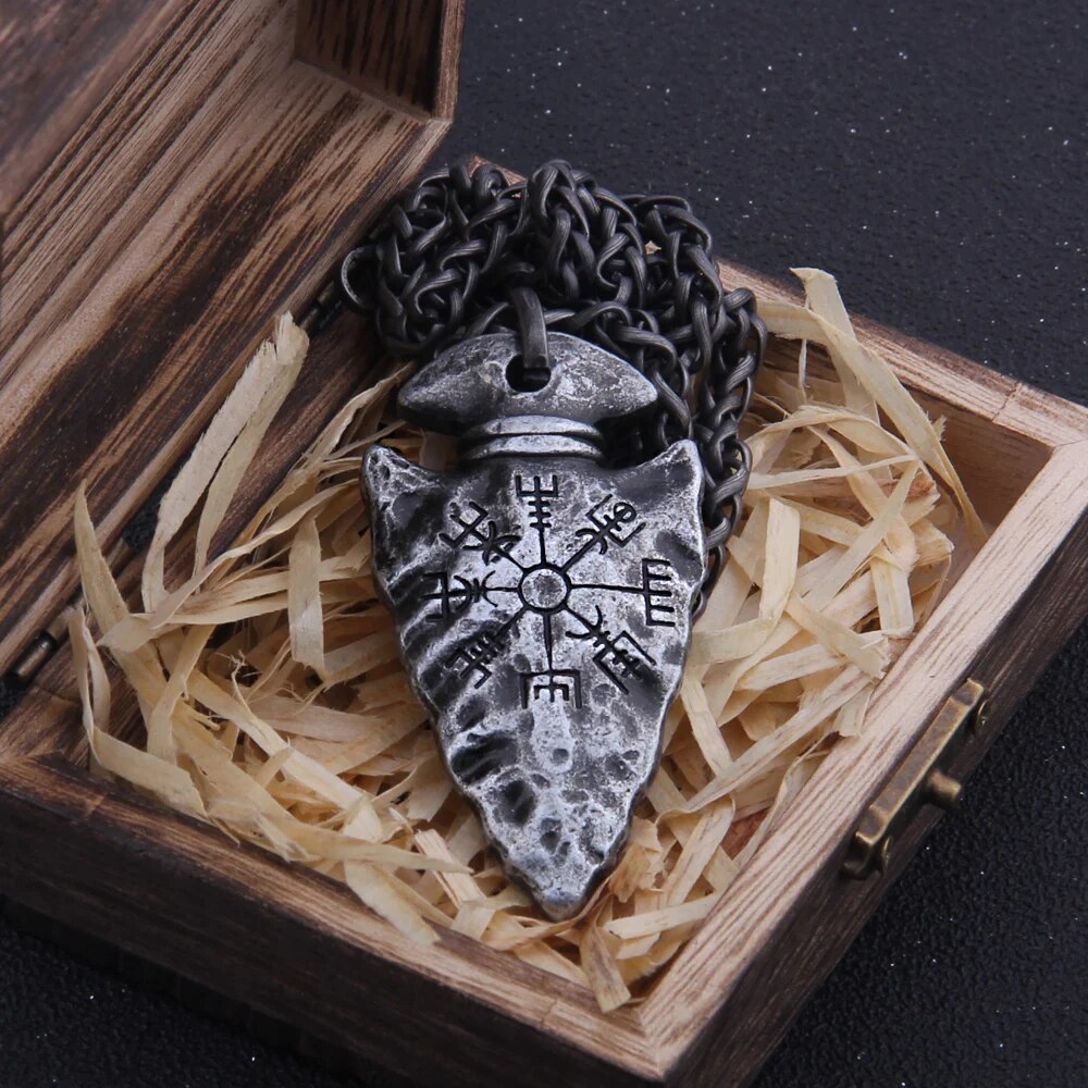 Vegvisir Viking Spear Necklace – Norse Compass Pendant with Chain