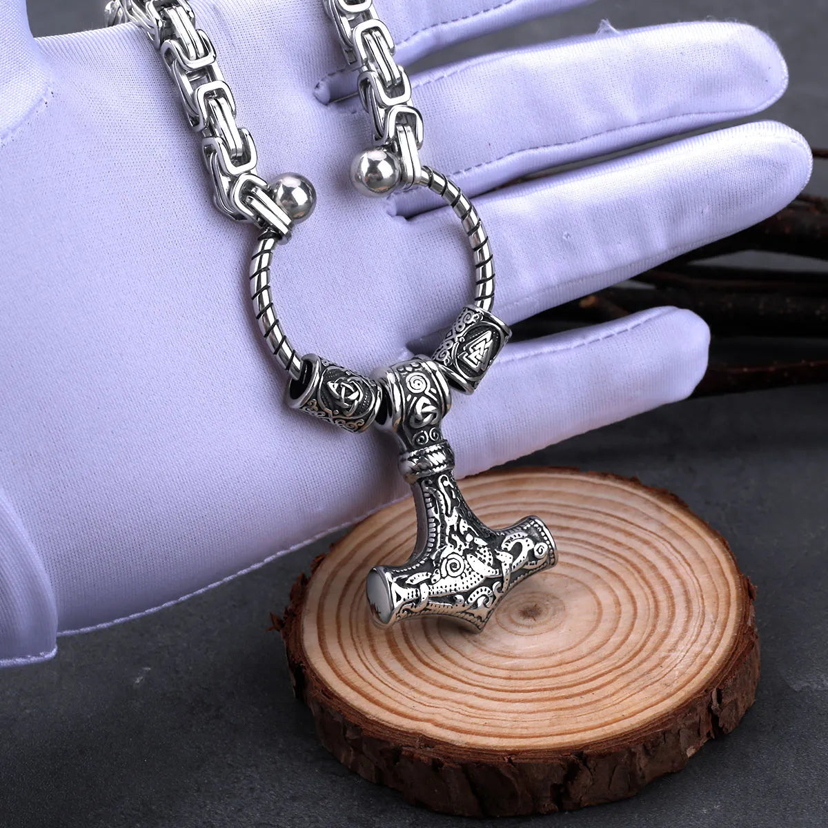 Norse King's Chain – Viking Thor Hammer Necklace with Valknut