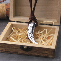 Tooth engraved silver style