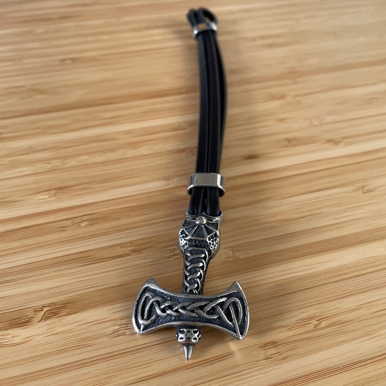 Viking Axe Bracelet - The Axe Of Warriors!