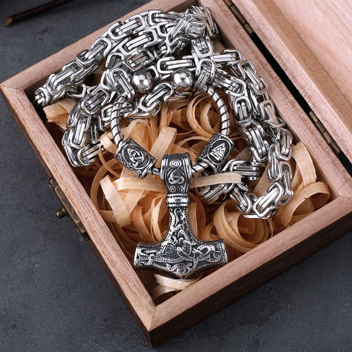 Retro Norse Mastery: Stainless Steel Viking Thor's Hammer Necklace