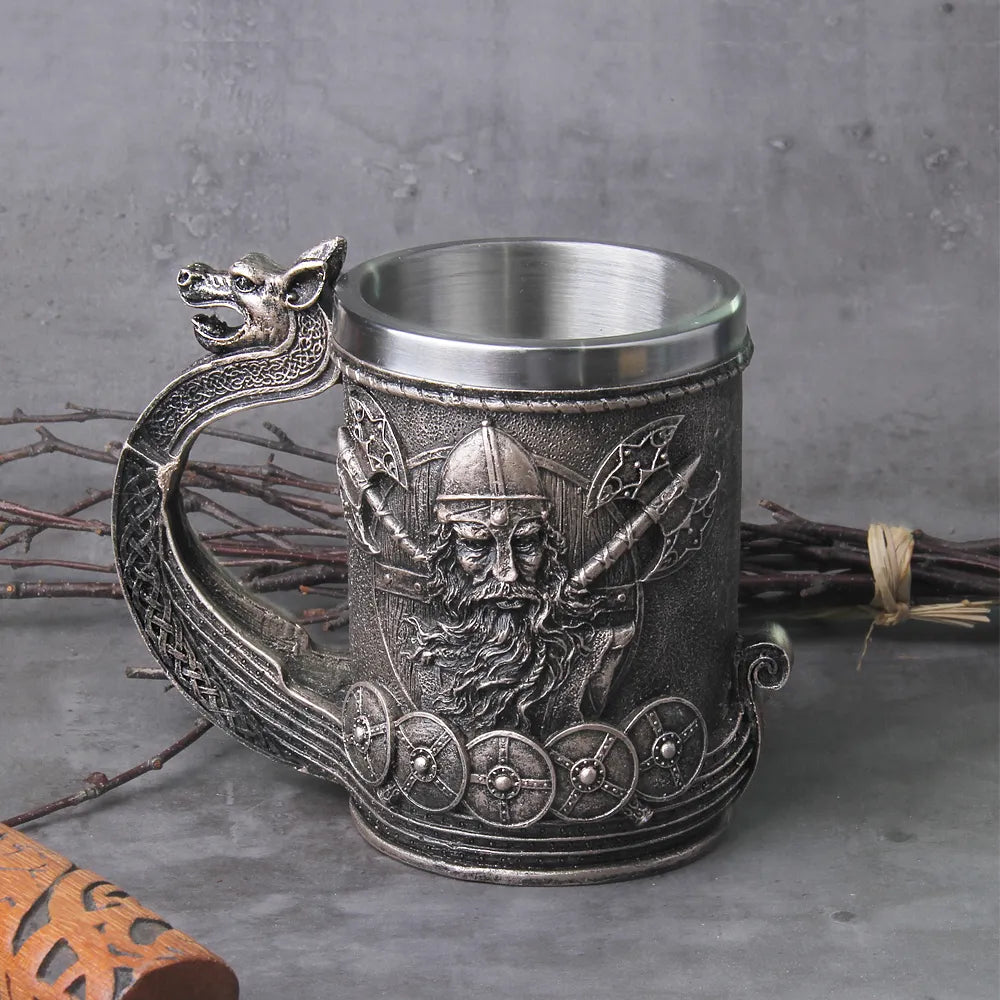 Nordic Drakkar Draught: Viking Wood-Style Beer Mug Simulation with Ship Dragon Design