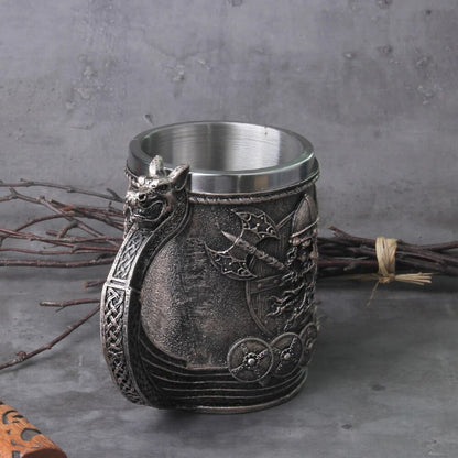 Nordic Drakkar Draught: Viking Wood-Style Beer Mug Simulation with Ship Dragon Design