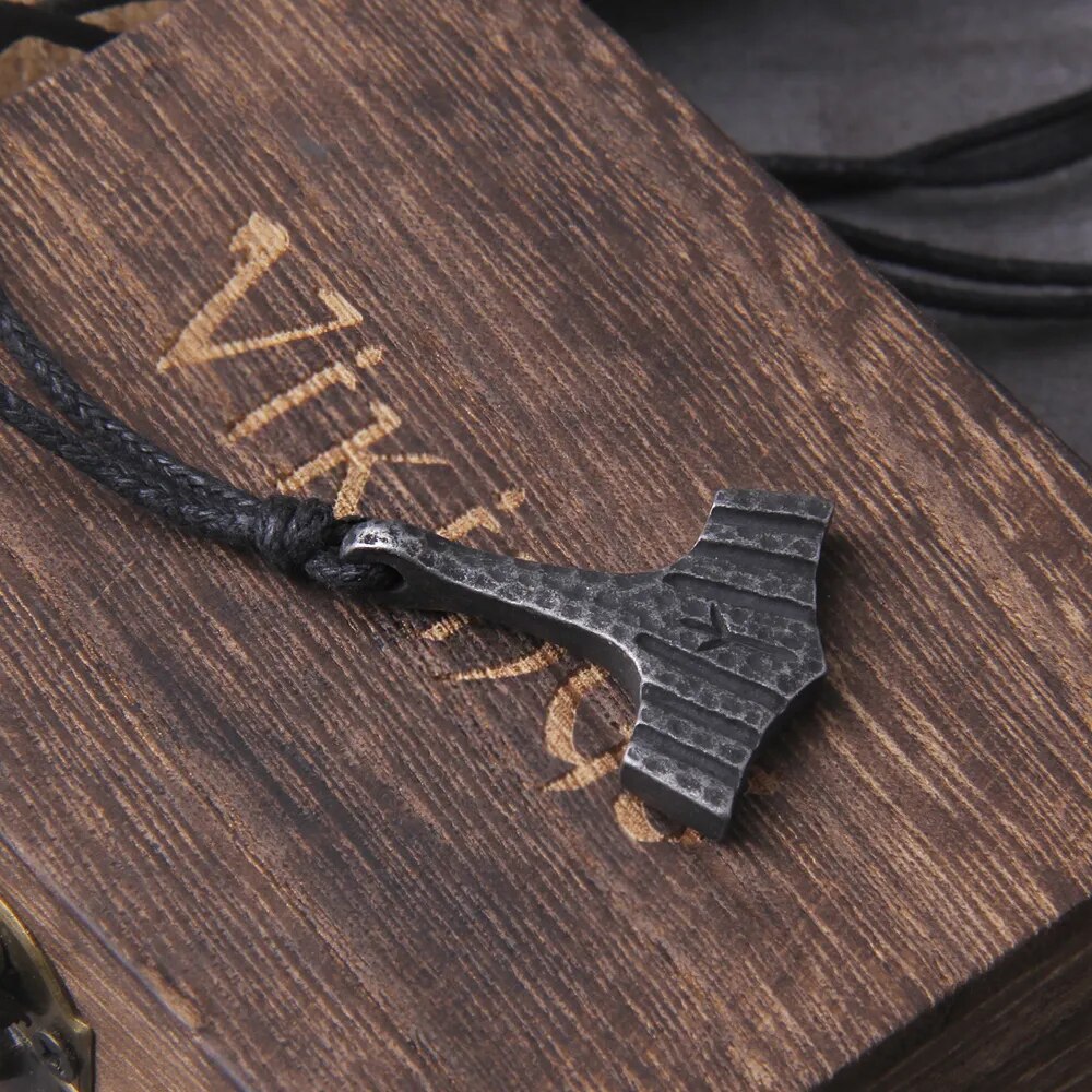 Iron Gray Mjolnir Elegance: Never Fade Viking Necklace