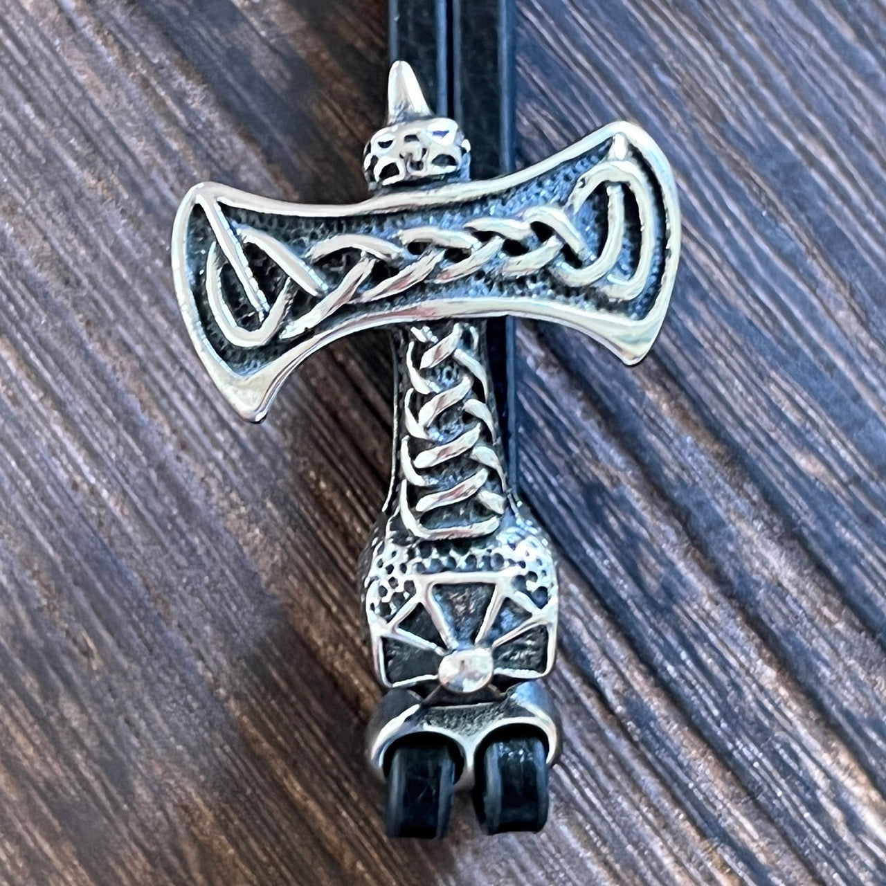 Viking Axe Bracelet - The Axe Of Warriors!