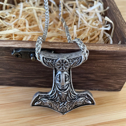 Stainless Steel Nordic Axe Pendant and Necklace - The Axe of Endurance!